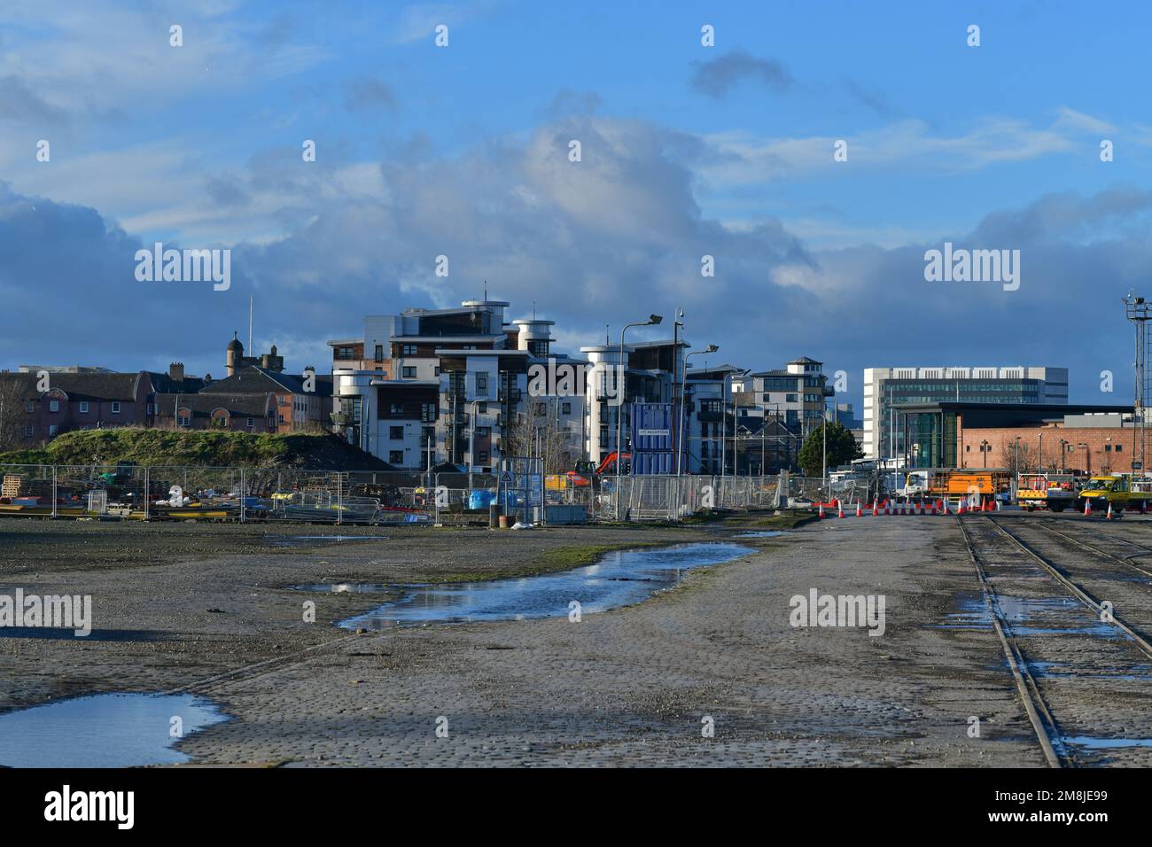 Edinburgh, Écosse, Royaume-Uni, 13 janvier 2023. Vue générale de l'Esplanade Marine vers le port de Leith. credit sst/alamy nouvelles en direct Banque D'Images