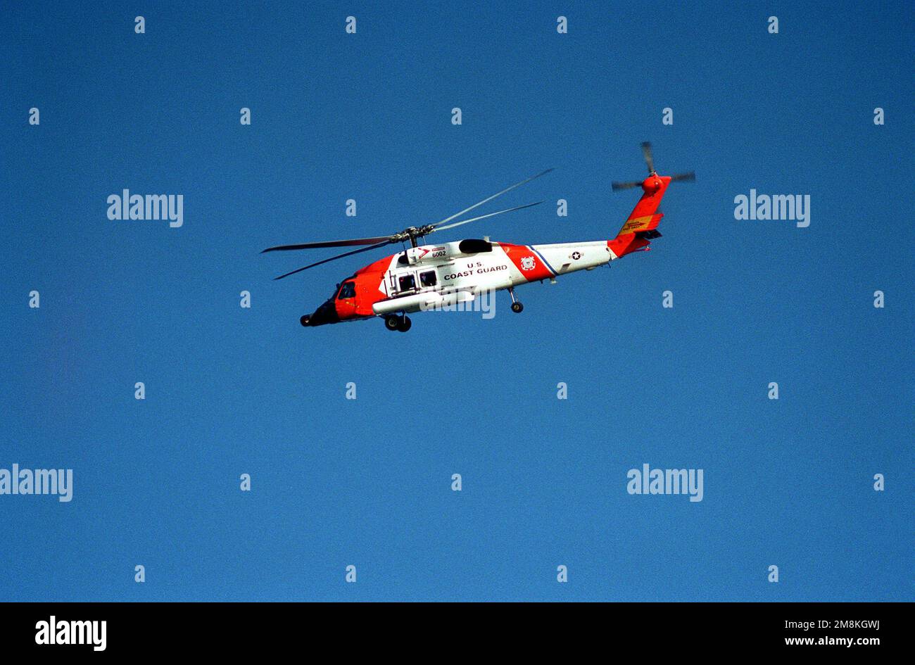 A ÉTATS-UNIS Hélicoptère Jayhawk HH-60J de la Garde côtière en vol. Base: Hampton roadstead État: Virginie (va) pays: Etats-Unis d'Amérique (USA) Banque D'Images