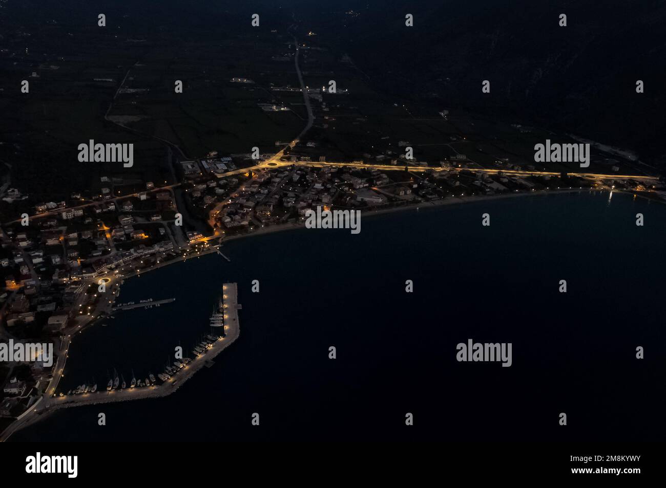 Paysage urbain d'en haut avec Drone, lumières CityScape Banque D'Images