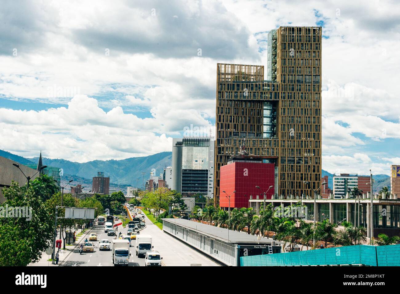 Le centre-ville de Medellin, la deuxième plus grande ville de Colombie - décembre 2022. Photo de haute qualité Banque D'Images