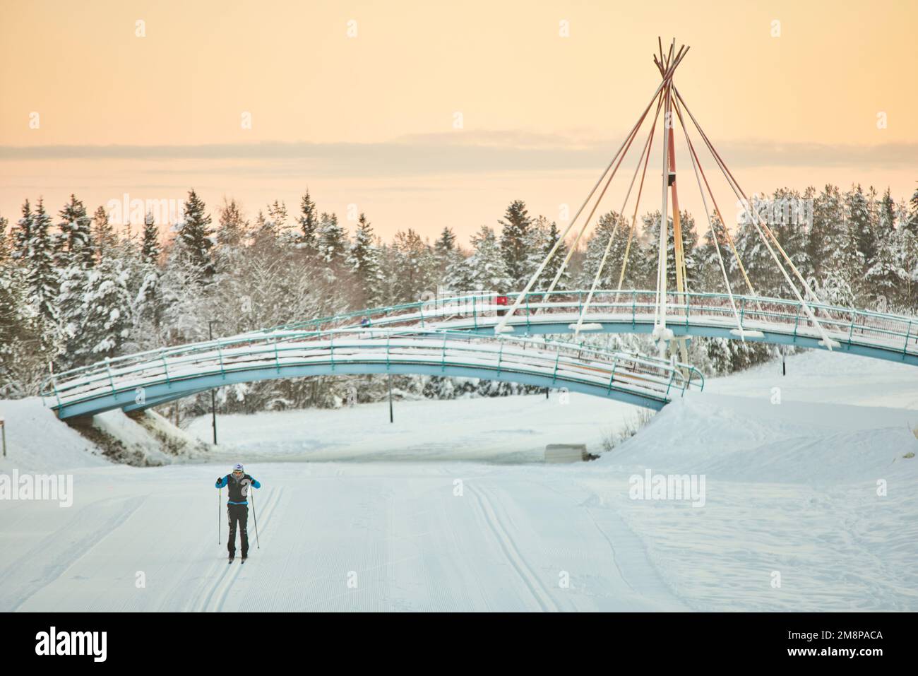 Rovaniemi, Laponie, nord de la Finlande. Ounasvaaran hiihtostadion ski-ing Banque D'Images