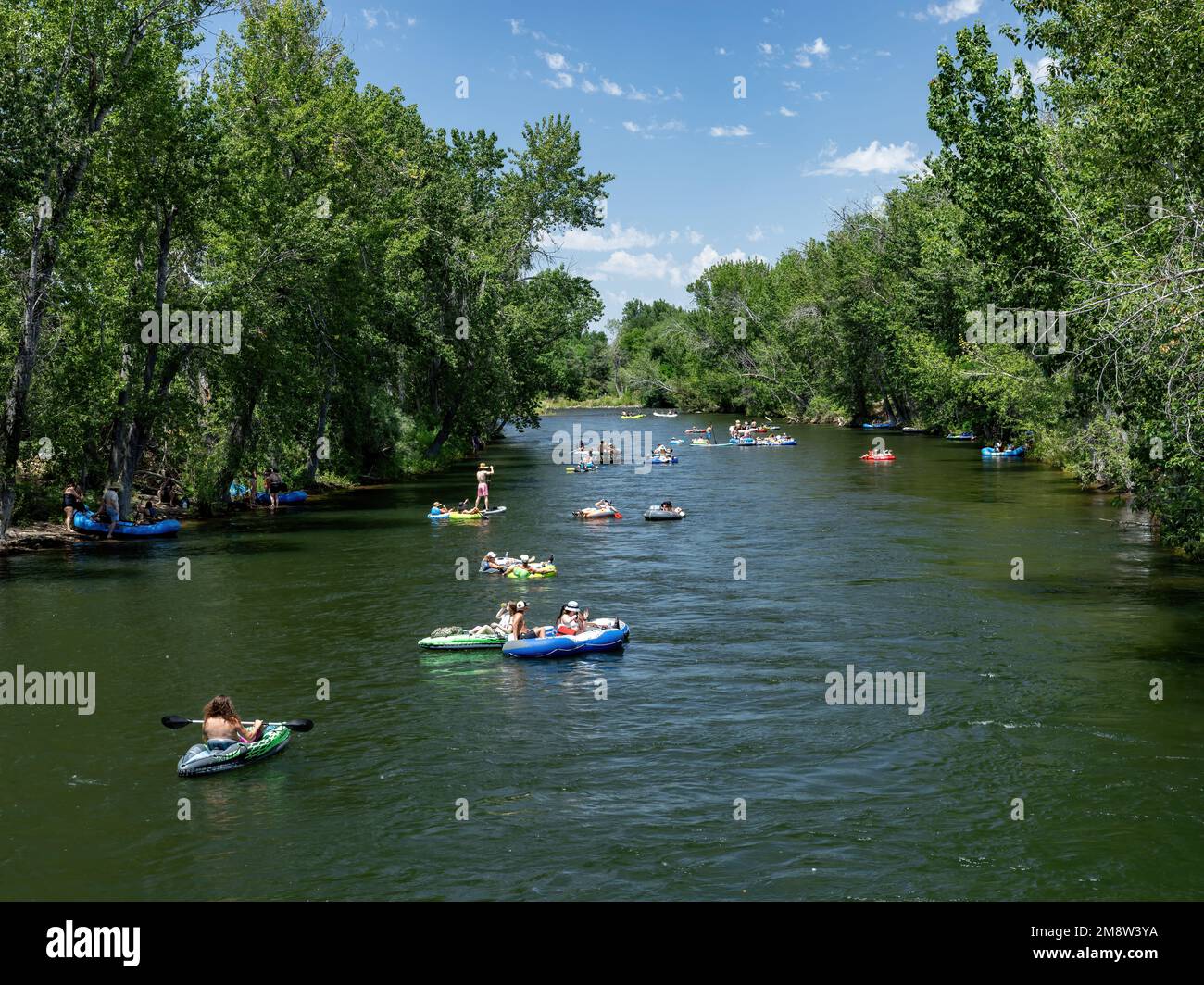 Les loisirs populaires à Boise appelé flottant la rivière Banque D'Images