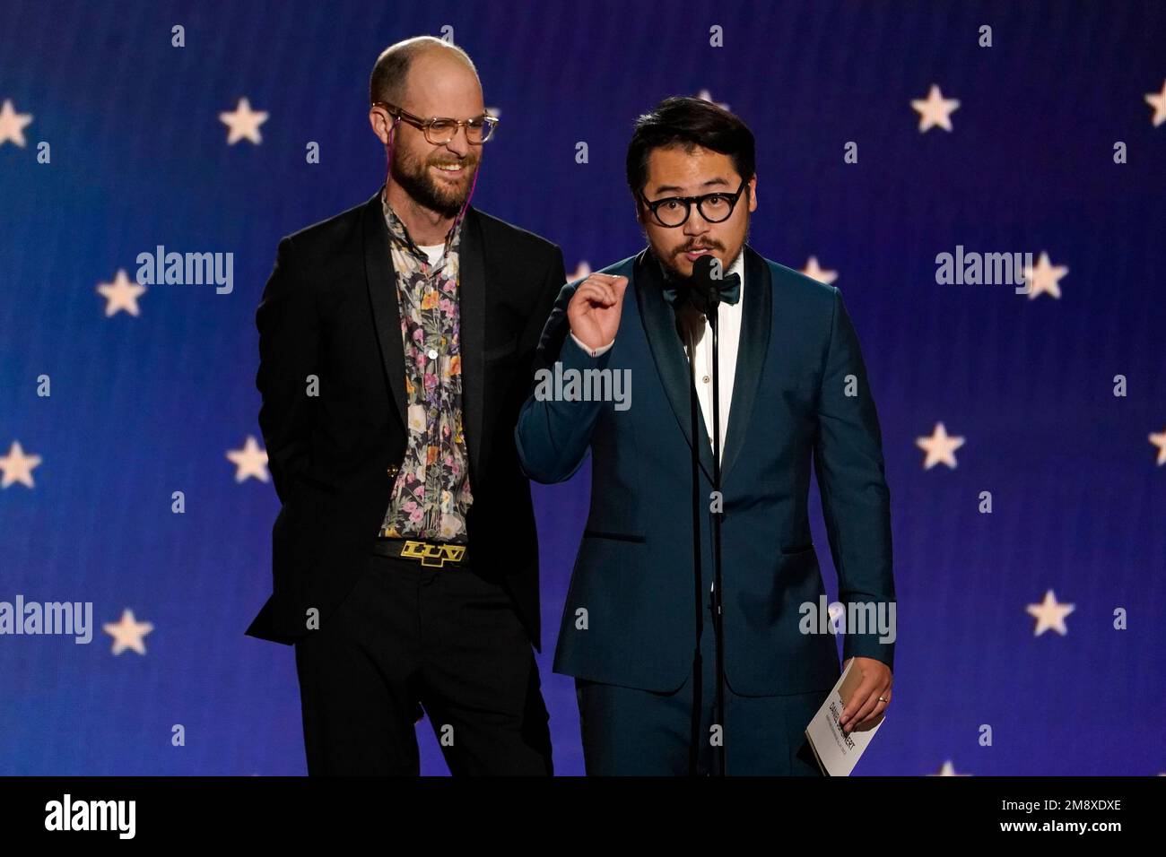 daniel-scheinert-left-and-daniel-kwan-accept-the-award-for-best