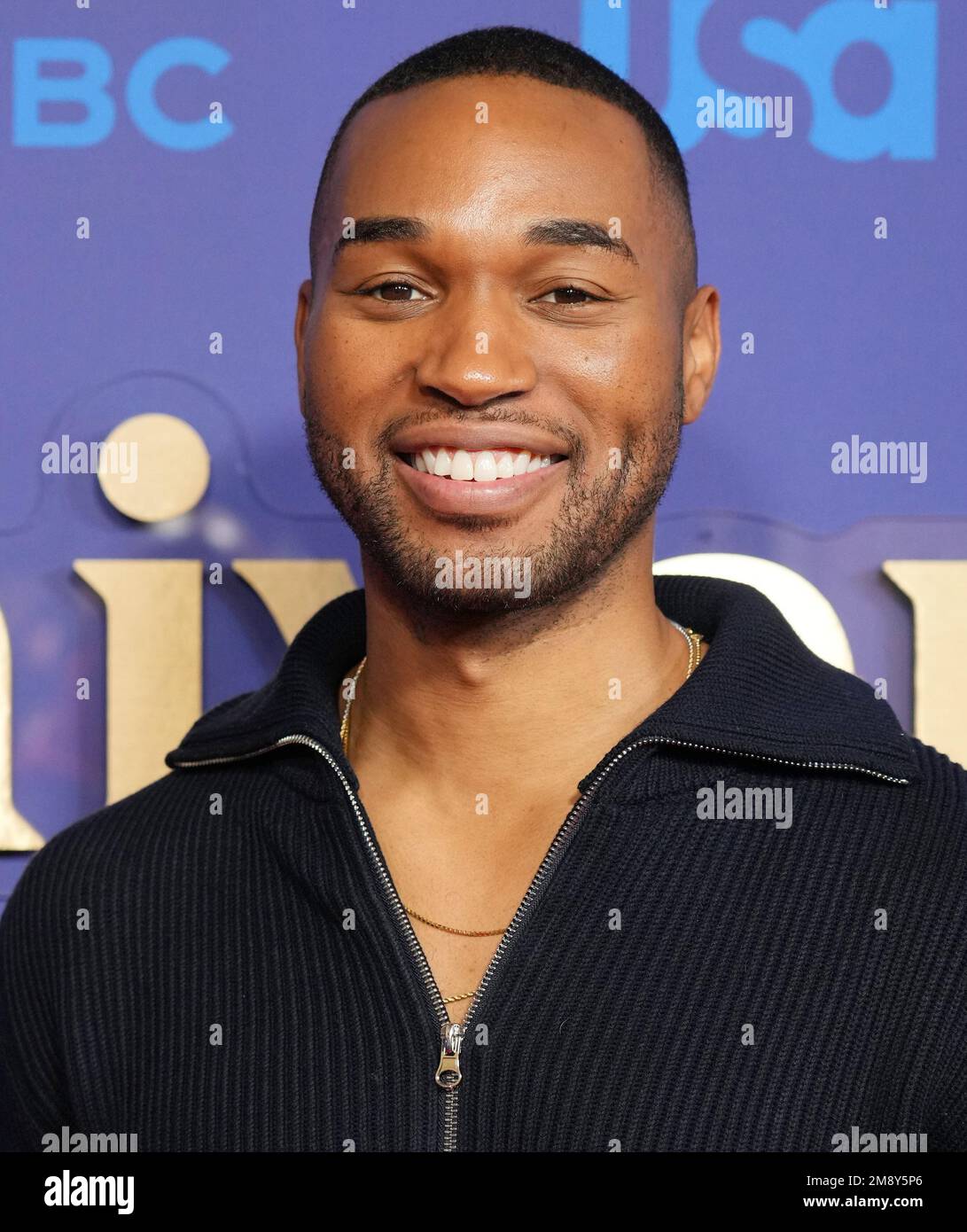 Tye White lors de la tournée de presse NBCUNIVERSAL 2023 qui a eu lieu