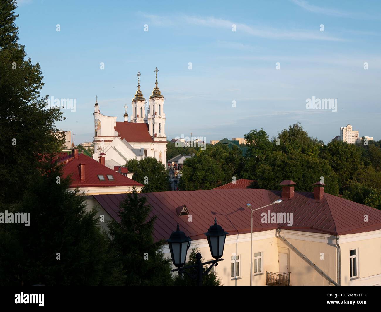 Vitebsk, Bélarus - 29 août 2021 : vue panoramique sur la vieille ville vallonnée de Vitebsk Banque D'Images