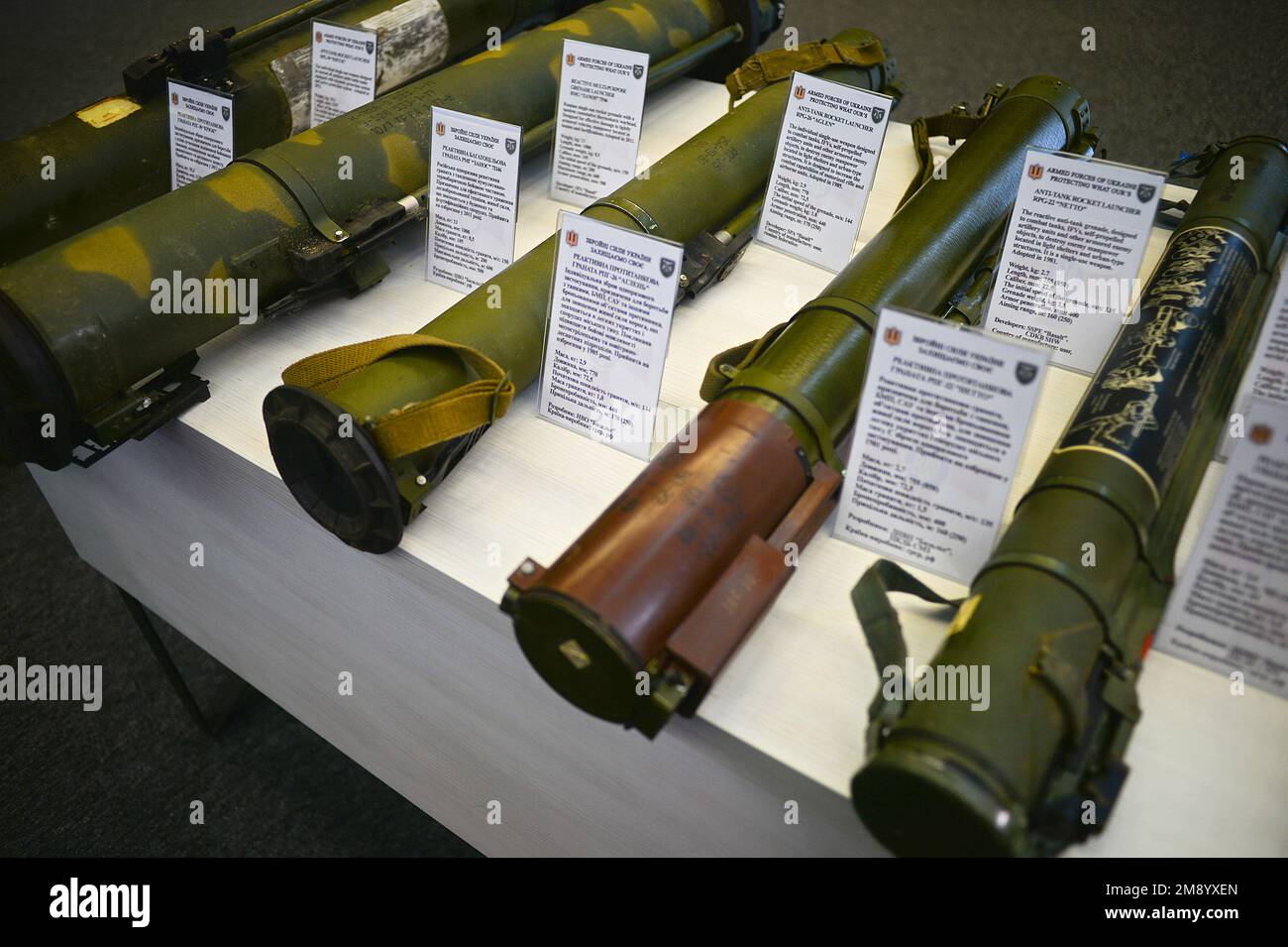 KIEV, UKRAINE - le 12 JANVIER 2023 - les pièces d'équipement de combat employées par les occupants russes en Ukraine sont exposées au Centre des médias militaires en K Banque D'Images