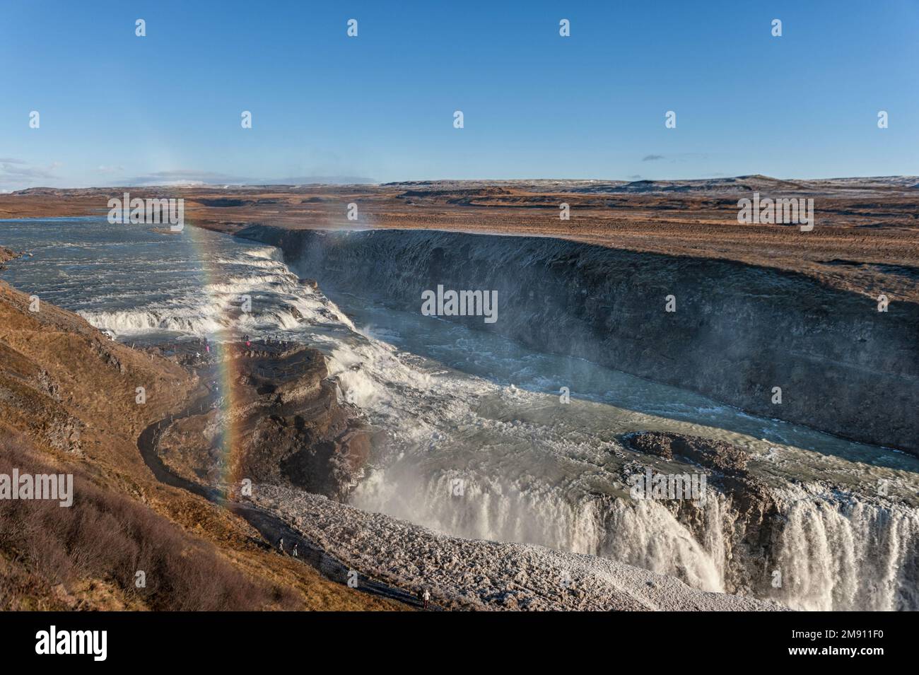 Chutes Gullfoss en Islande. Une des chutes les plus célèbres d'Islande. Arc-en-ciel Banque D'Images