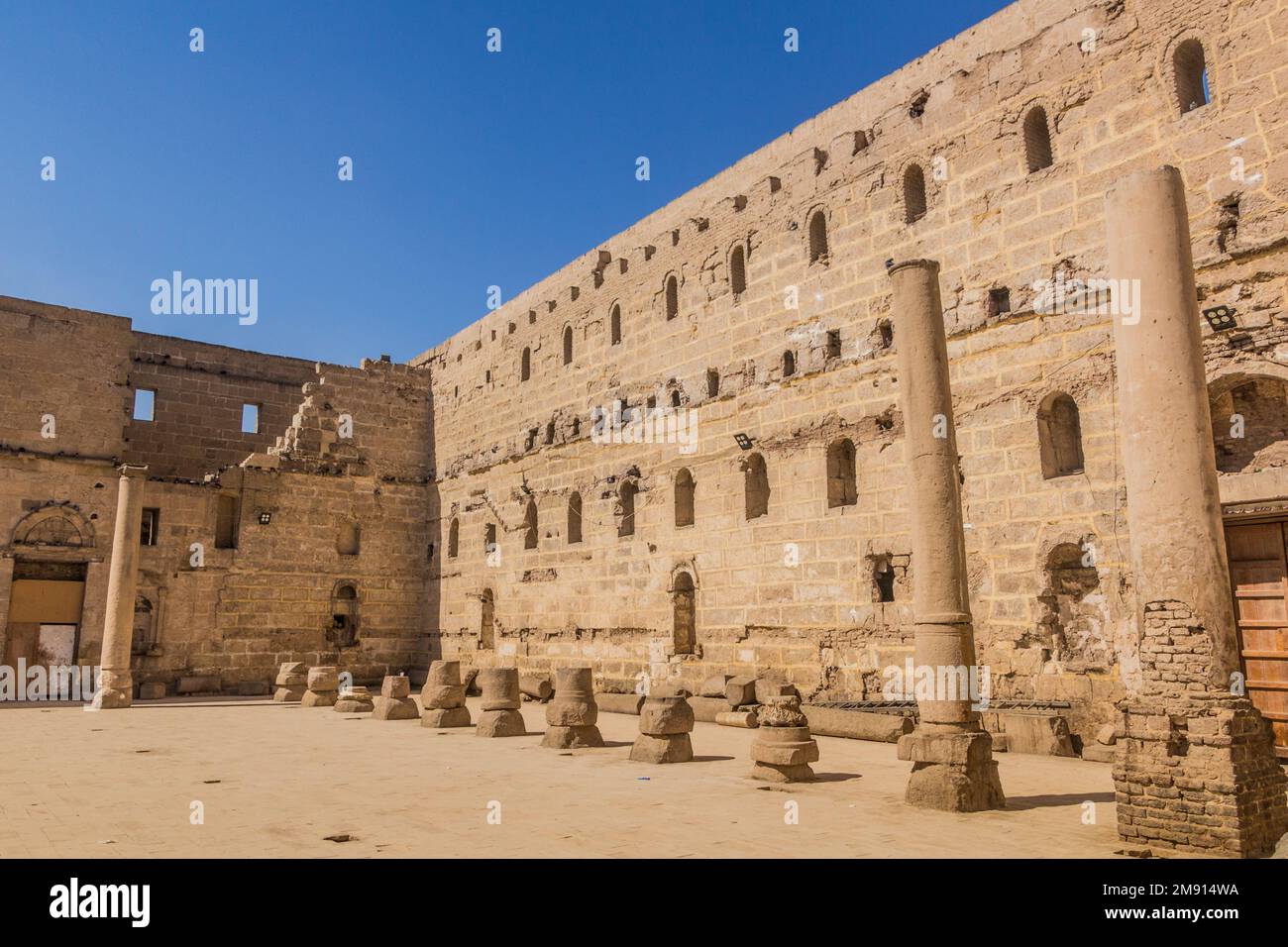 Monastère de Coptic White (Deir al Abyad) près de Sohag, Égypte Banque D'Images