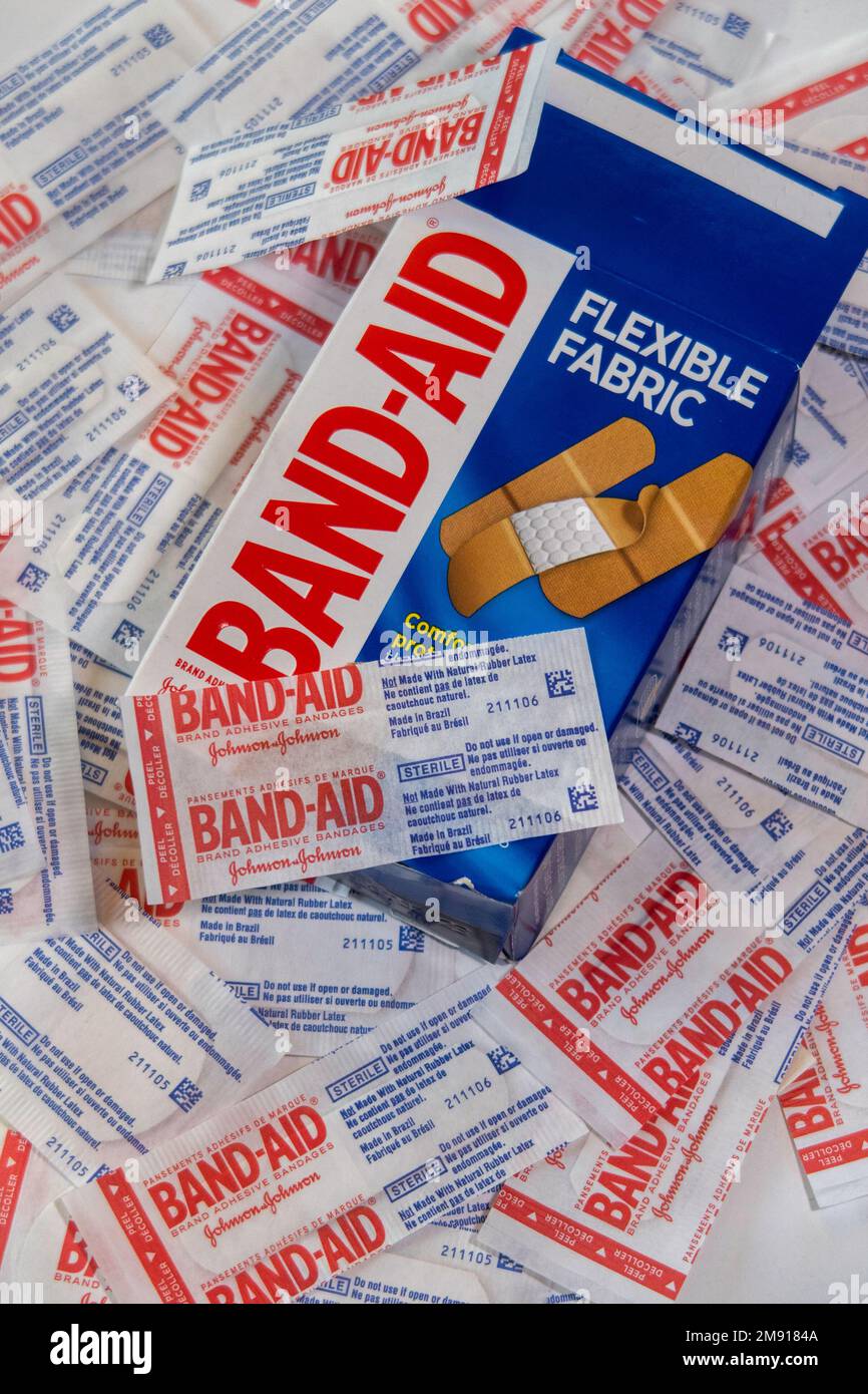 La marque Band-Aid est un bandage adhésif flexible pour le soin des plaies, États-Unis Banque D'Images