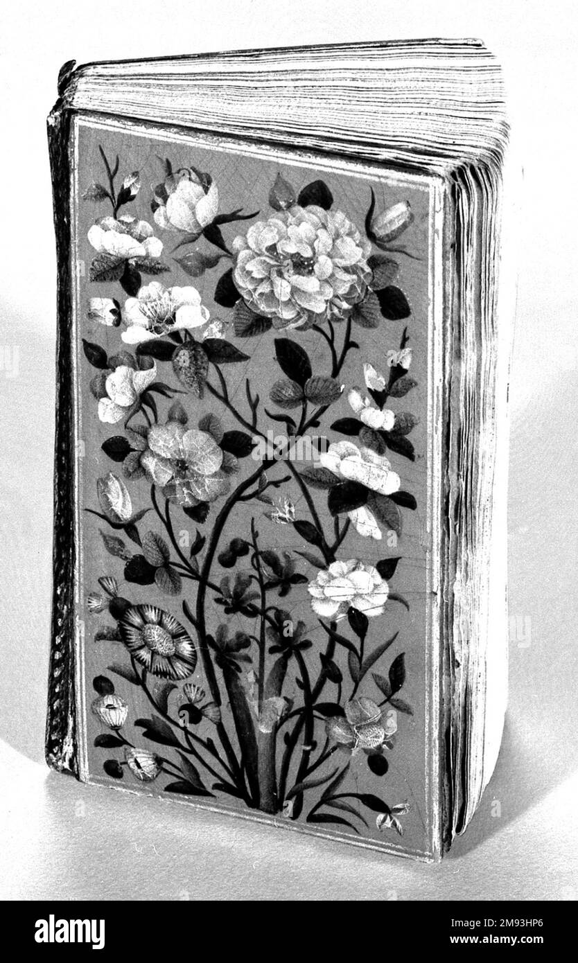 'Sahifa al-Kamila' (les pages complètes), Livre de prière arabe avec traductions perses 'Sahifa al-Kamila' (les pages complètes), Livre de prière arabe avec traductions perses, A.H. 1150/1738 C.E. Encre, aquarelle opaque et or sur papier; papier laqué maillé, reliure machée, 3 11/16 x 2 1/4 x 3/4in. (9,4 x 5,7 x 1,9cm). Arts du monde islamique A.H. 1150/1738 C.E. Banque D'Images