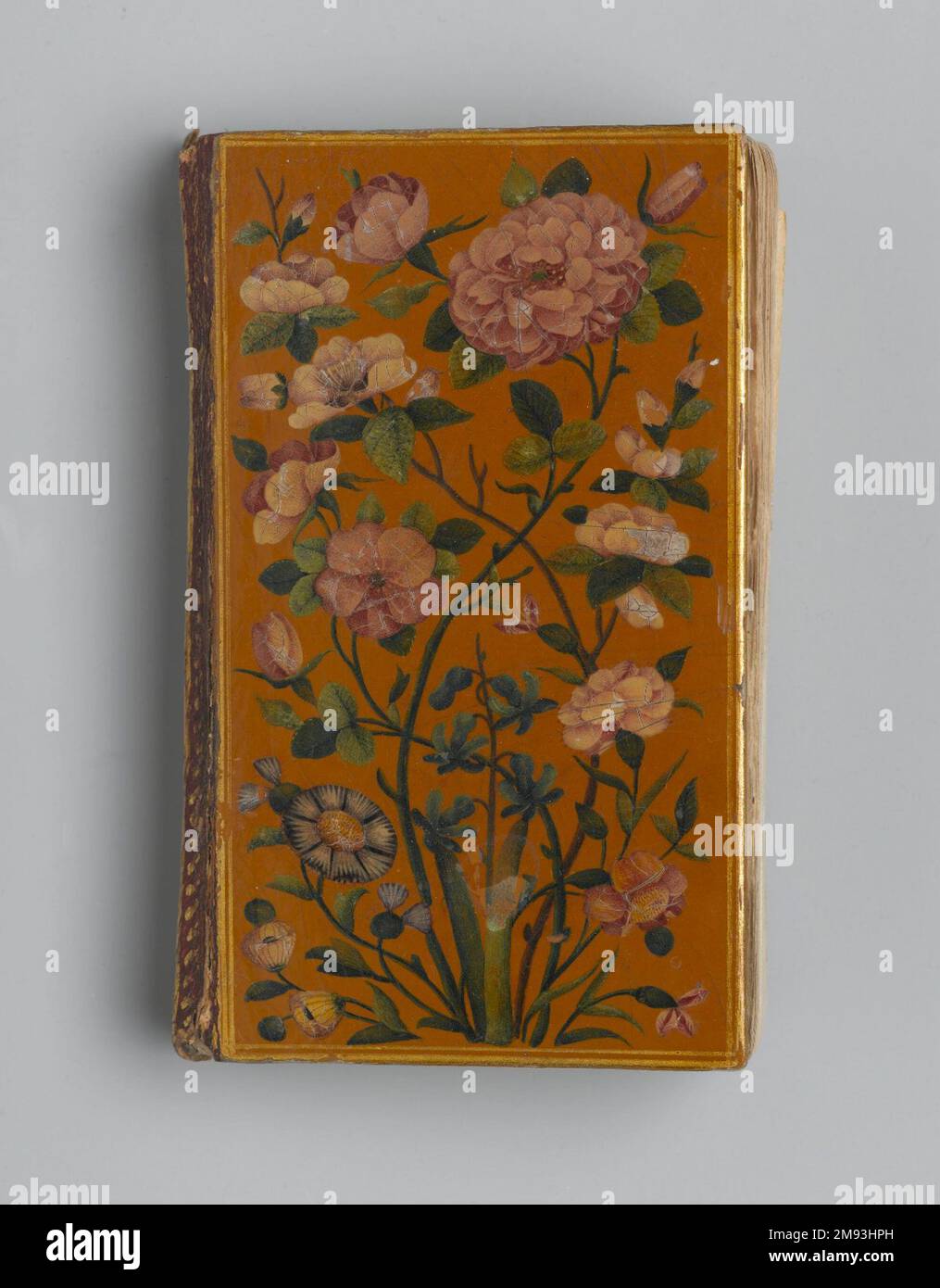 'Sahifa al-Kamila' (les pages complètes), Livre de prière arabe avec traductions perses 'Sahifa al-Kamila' (les pages complètes), Livre de prière arabe avec traductions perses, A.H. 1150/1738 C.E. Encre, aquarelle opaque et or sur papier; papier laqué maillé, reliure machée, 3 11/16 x 2 1/4 x 3/4in. (9,4 x 5,7 x 1,9cm). Arts du monde islamique A.H. 1150/1738 C.E. Banque D'Images