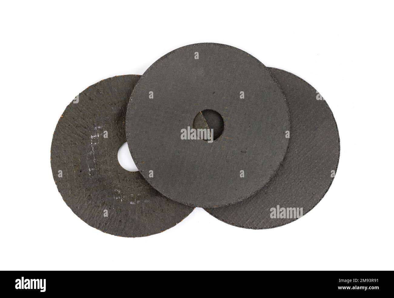 roues pour scie circulaire à main isolées sur fond blanc. Disques à tronçonner pour meuleuse d'angle isolés sur fond blanc Banque D'Images