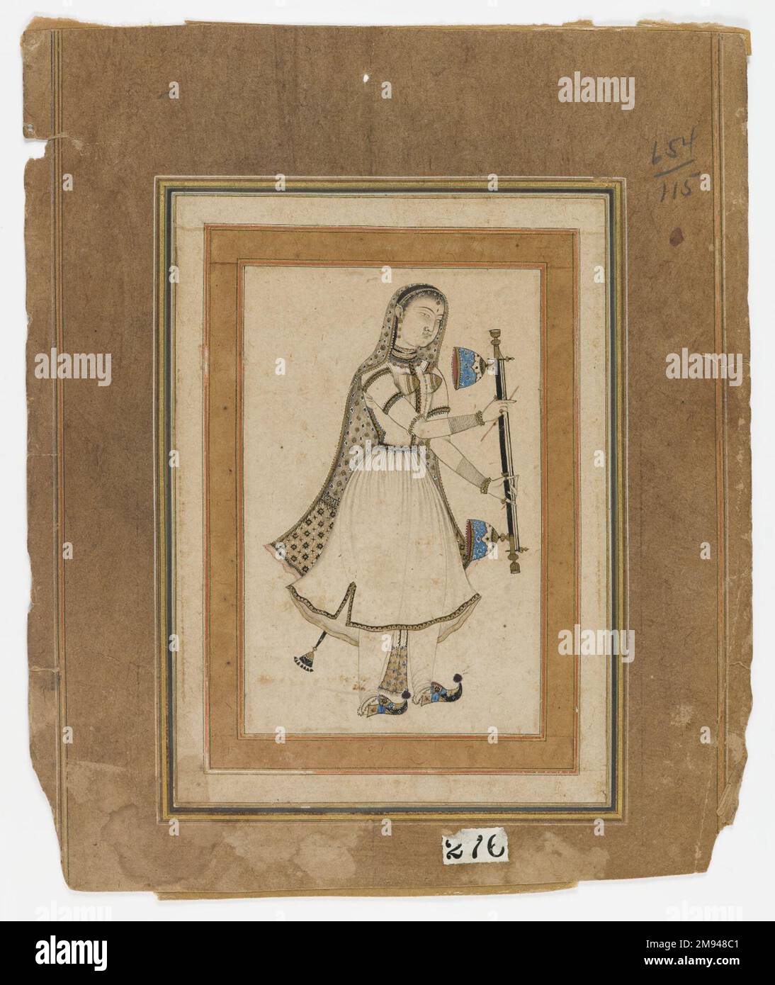 Musicienne , 17th siècle. Encre, aquarelles opaques et or sur papier, feuille : 7 5/8 x 5 1/2 po. (19,4 x 14,0 cm);. Art asiatique 17th siècle Banque D'Images