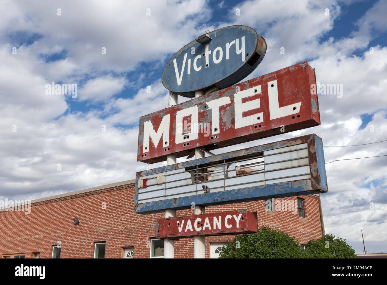 Le panneau de néon d'époque du Victory Motel à Wells, Nevada se trouve toujours le long de l'ancienne route de l'US 40. Banque D'Images