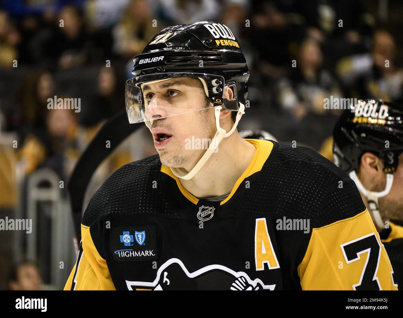 Pittsburgh, États-Unis. 16th janvier 2023. Pittsburgh Penguins centre Evgeni Malkin (71) au cours de la deuxième période des pingouins 4-3 heures supplémentaires gagner contre les canards d'Anaheim à la PPG Paints Arena à Pittsburgh vendredi, 13 janvier 2023. Photo par Archie Carpenter/UPI crédit: UPI/Alay Live News Banque D'Images