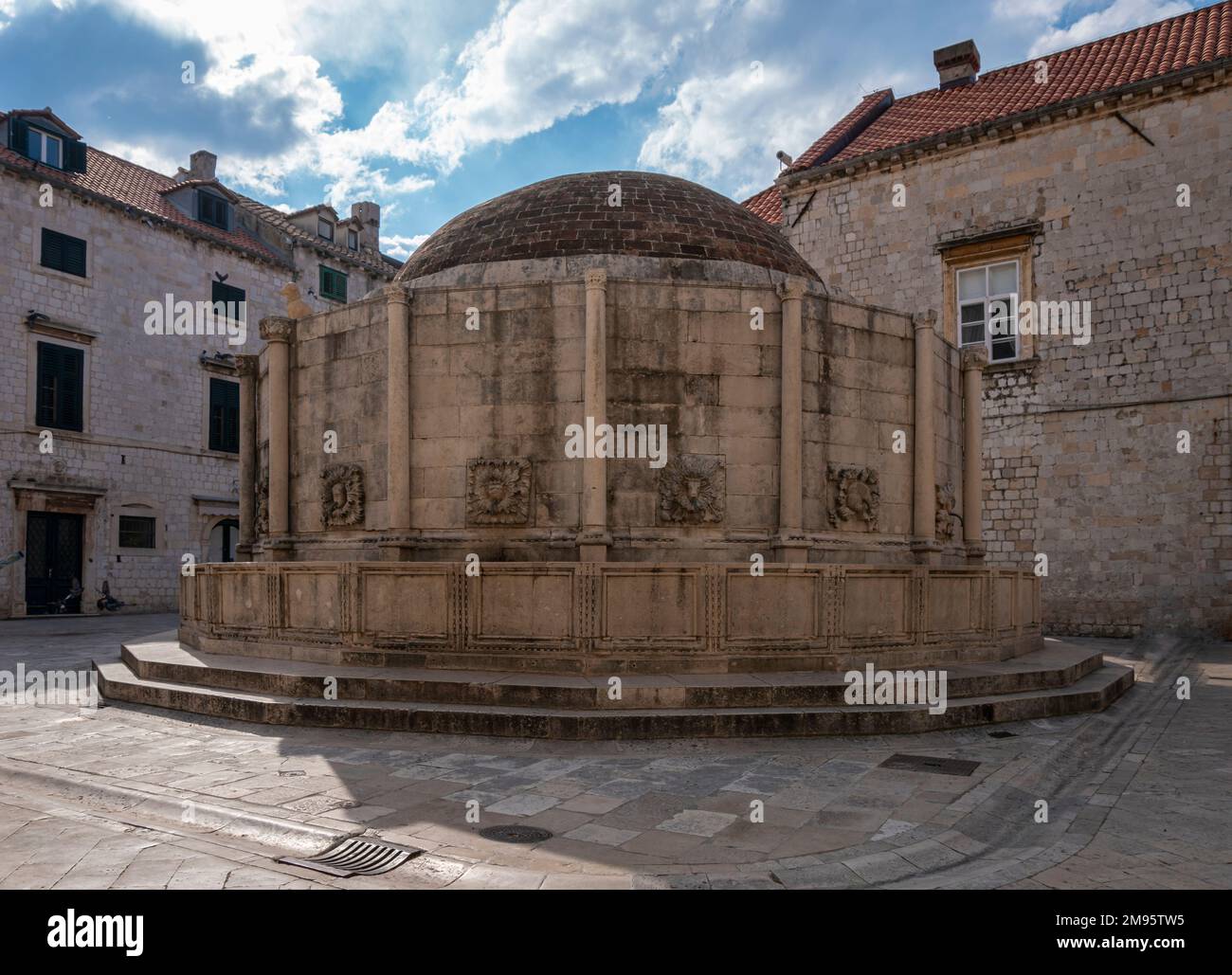 Grande fontaine d'Onofrio dans la vieille ville de Dubrovnik, Croatie Banque D'Images