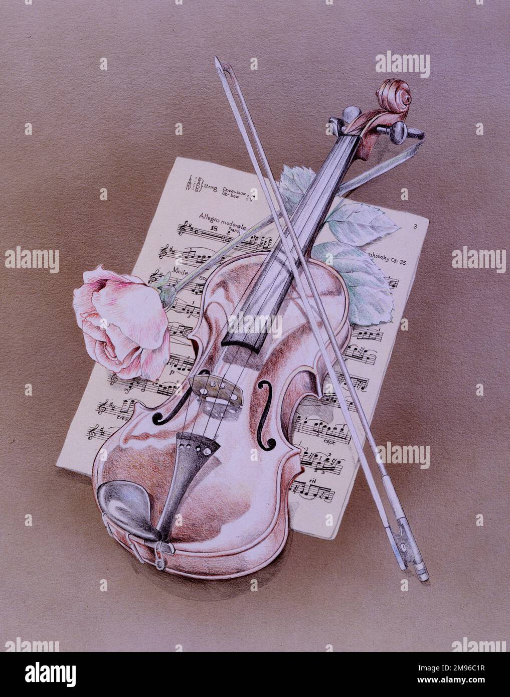 Un violon et un arc, avec une rose rose et une feuille de musique. Banque D'Images