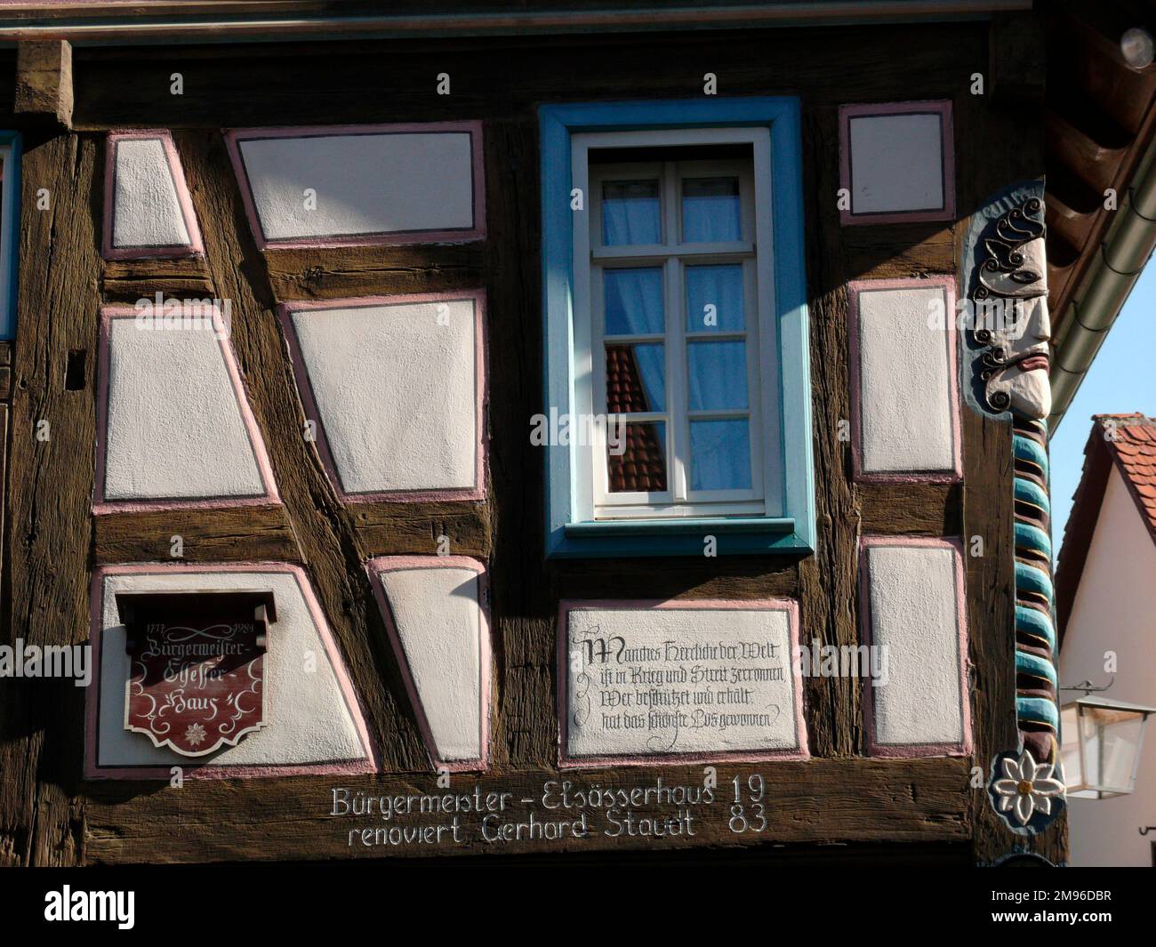 Détail du 16th siècle Burgermeister-Elsasser-Haus à pans de bois dans la ville de Bad Wimpfen, dans l'état de Bade-Wurtemberg, Allemagne. Banque D'Images