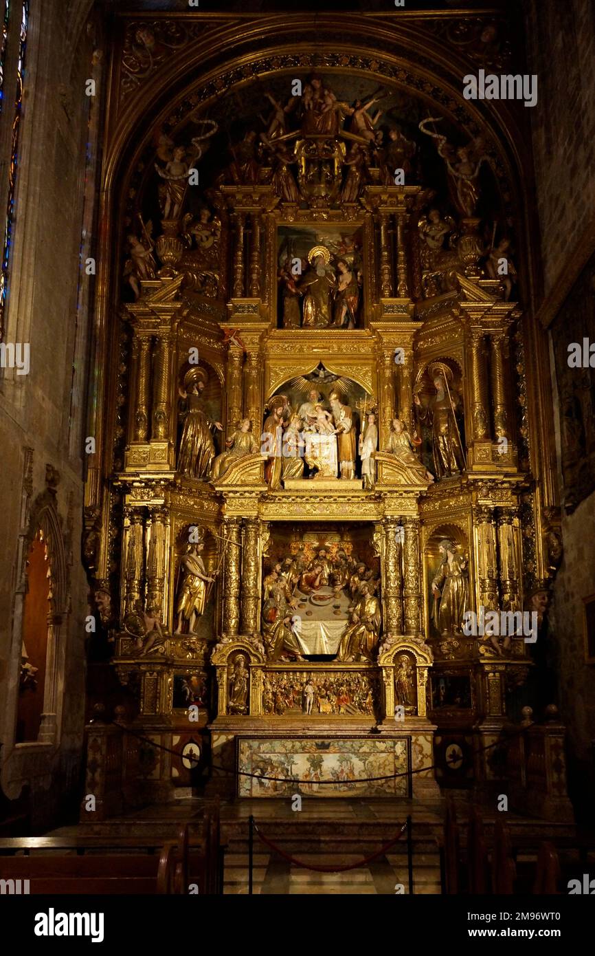 Palma, Majorque. Cathédrale sa Seu côté chapelle. Dévoilant le dîner Lords intégré à l'or. Banque D'Images