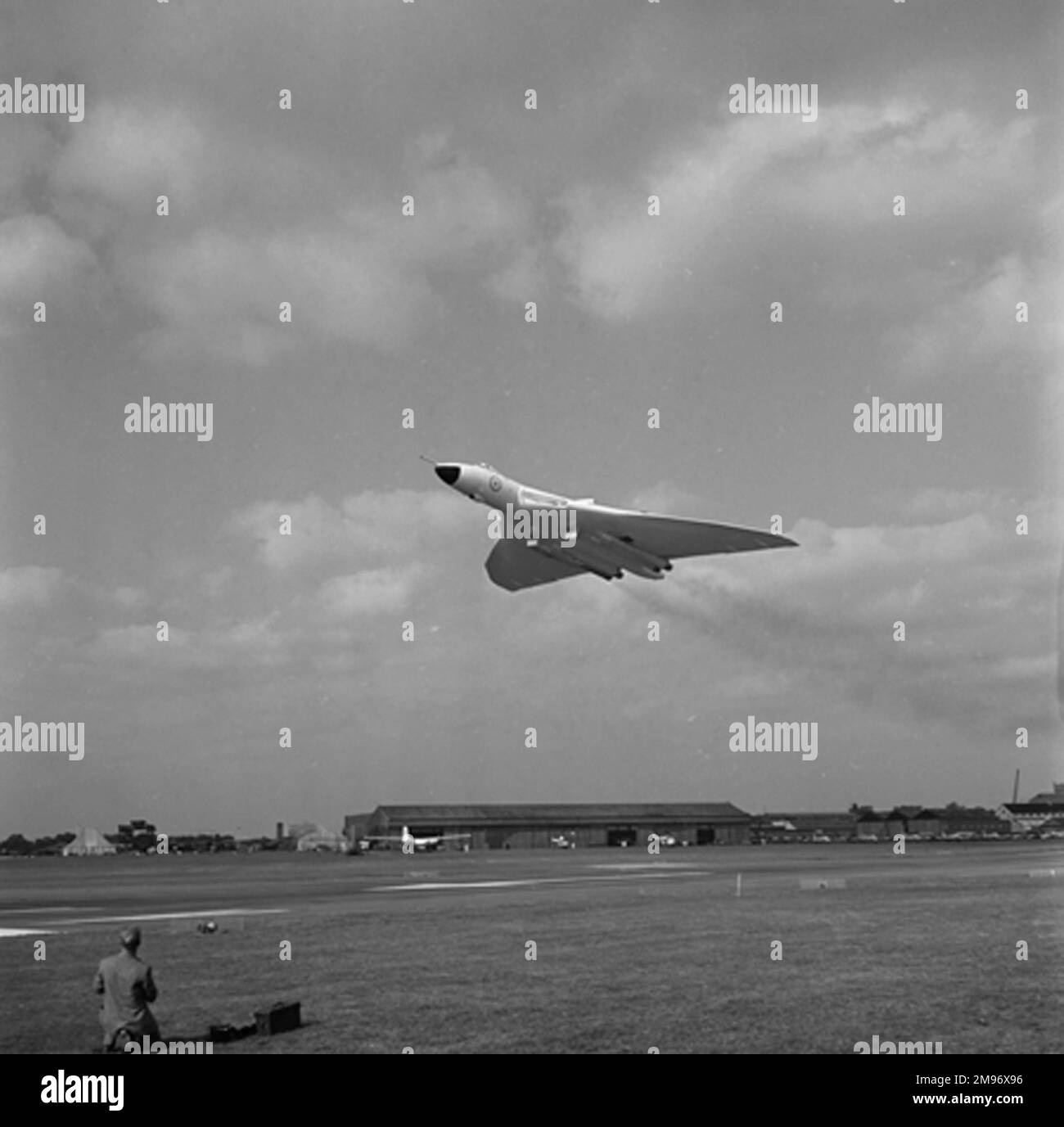 Le second Vulcan construit en B2 était basé à A&AEE Boscombe pour les essais jusqu'en 1965. L'exposition Vulcan a toujours été l'un des points forts du Farnborough Air Show. Banque D'Images