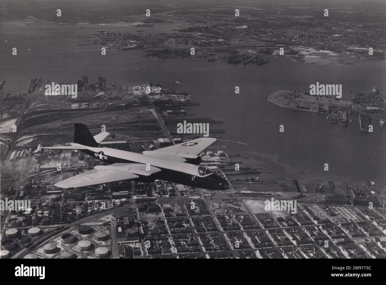 English Electric Canberra B2, WD932, vole au-dessus de Baltimore avec des marquages USAF. Banque D'Images