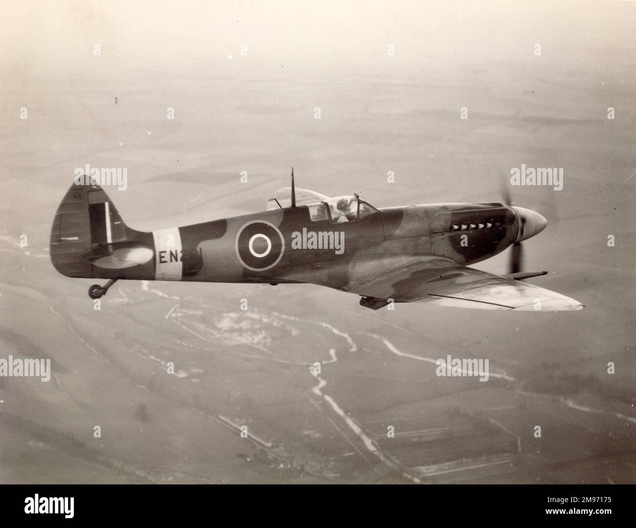 Supermarine Spitfire XII, EN221, le premier avion de production. Banque D'Images