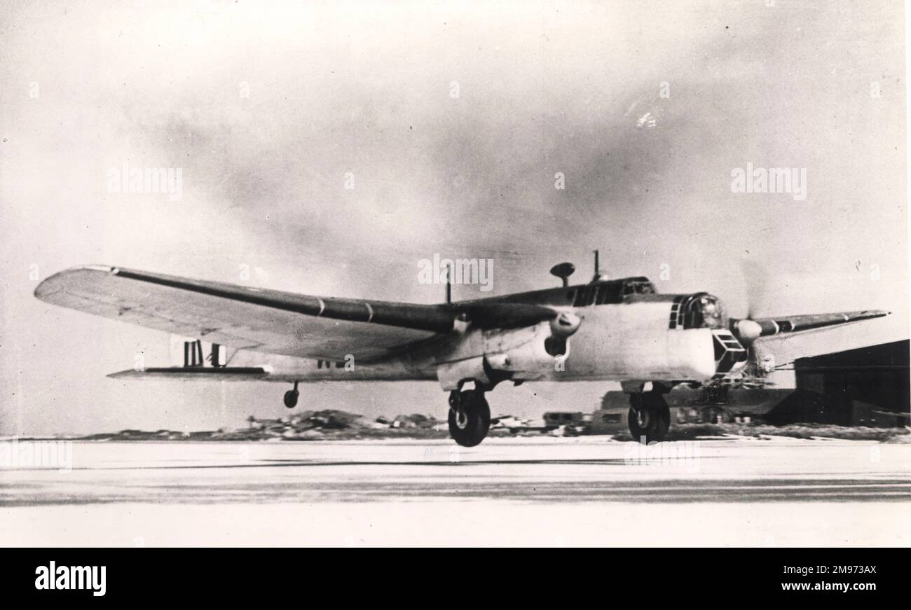 Armstrong Whitworth Whitley VII, du 612 Squadron, part d'Islande. Un censeur a peint les antennes ASV de l'aile et du fuselage. Banque D'Images