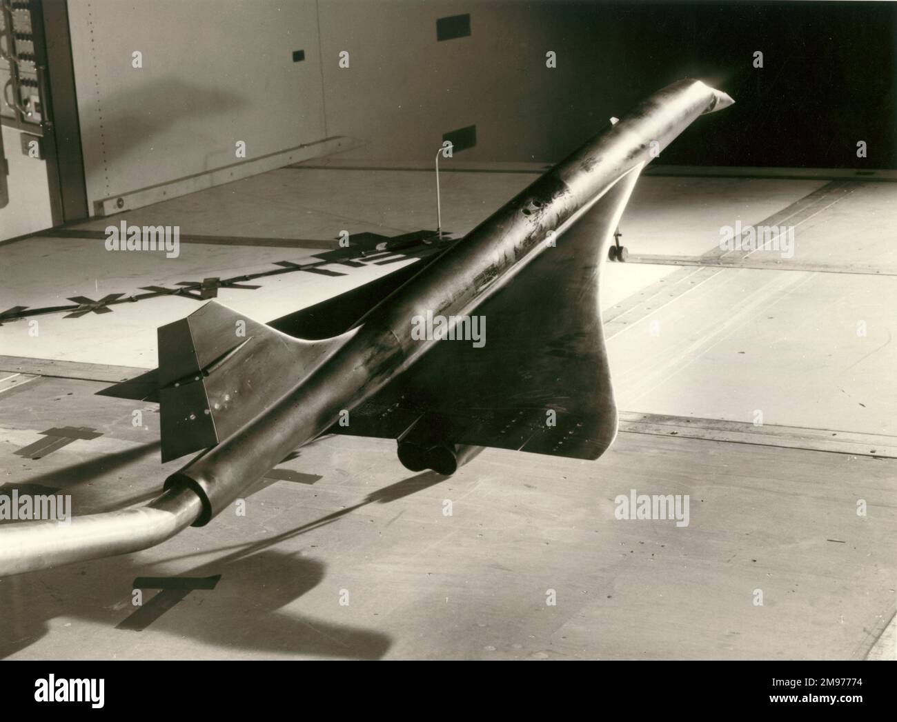 Modèle Concorde monté sur l'éperon dans une soufflerie. Banque D'Images