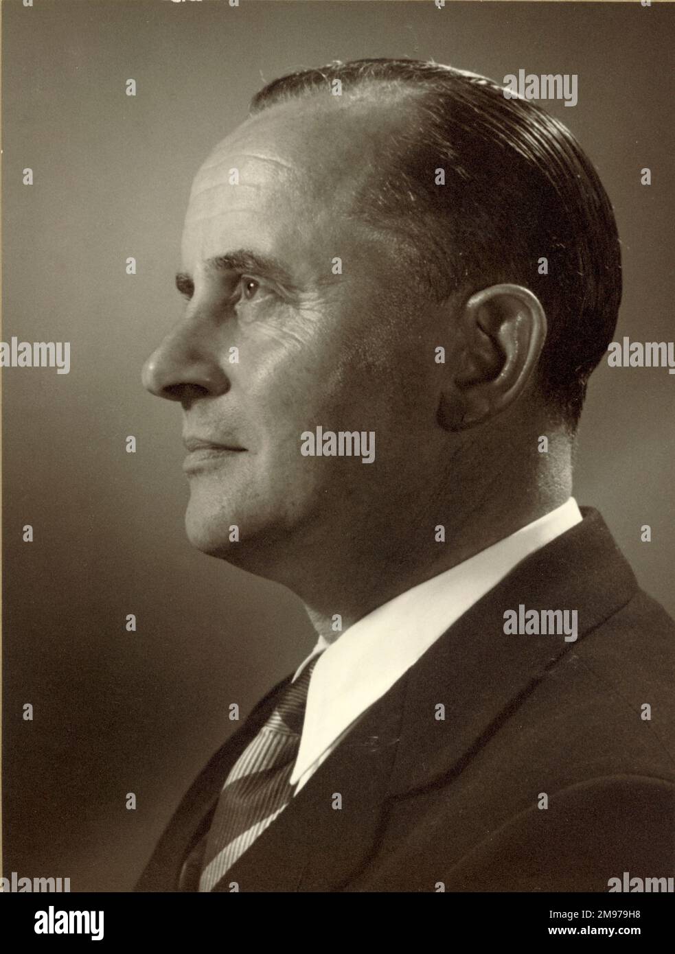Sir George Herbert Dowty, FAIAA, FRAeS, 1901-1975, président de Raes, 1952-1953. Banque D'Images