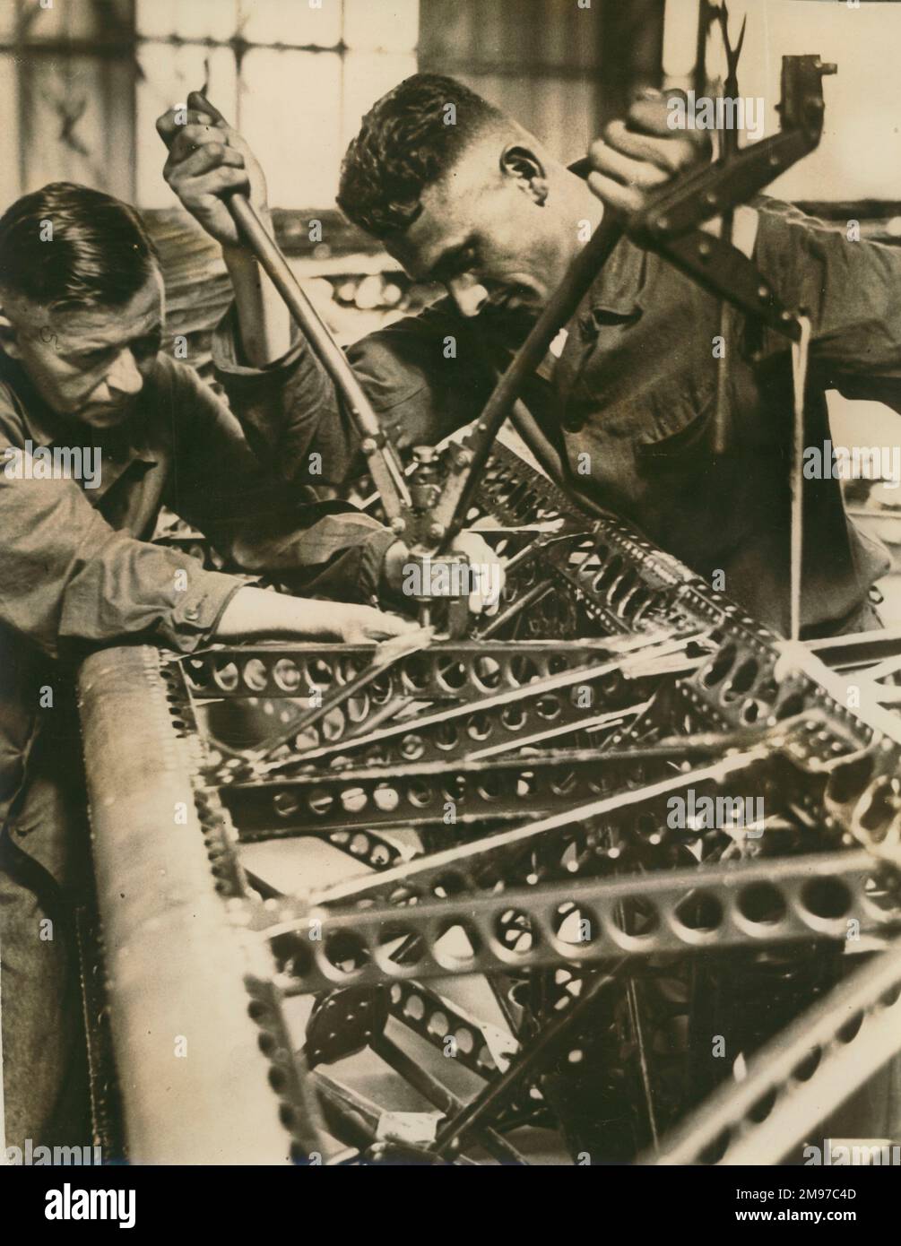 Le Graf Zeppelin II, LZ 130, pendant la construction à Friedrichshafen. Banque D'Images