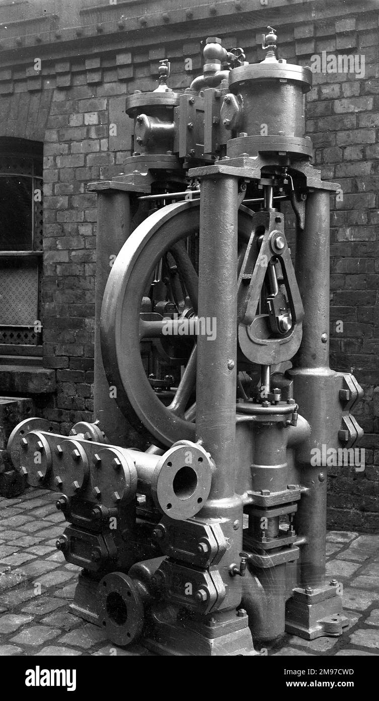 Pompe à incendie d'usine affichant la dernière technologie de pompe à fre pour 1906. Après l'incendie, l'usine de Battersby a installé des systèmes beaucoup plus complets pour s'assurer qu'ils n'ont jamais risqué une répétition de cette destruction Banque D'Images