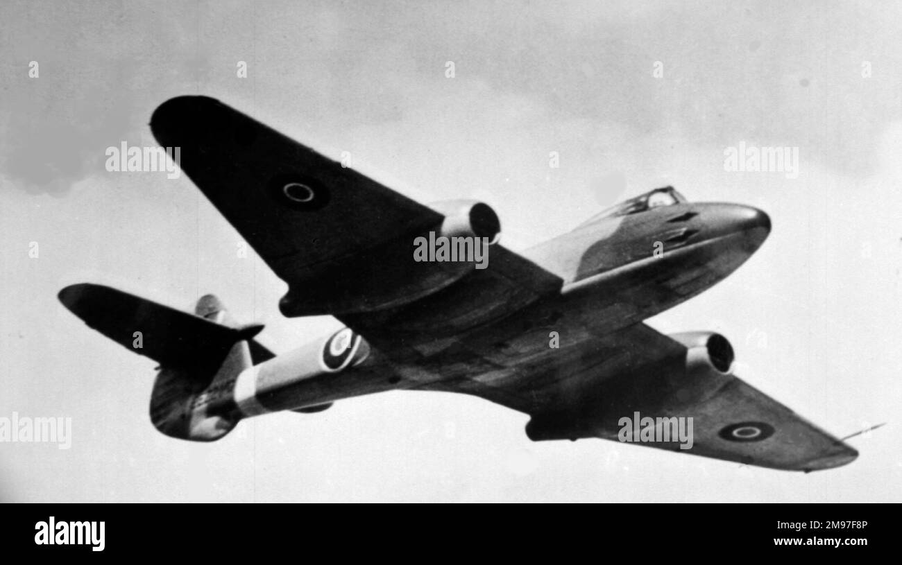 Gloster Meteor F1- est entré en service au début de 1945 et basé à Manston à temps pour être utilisé contre les nouvelles bombes volantes V-1. Banque D'Images