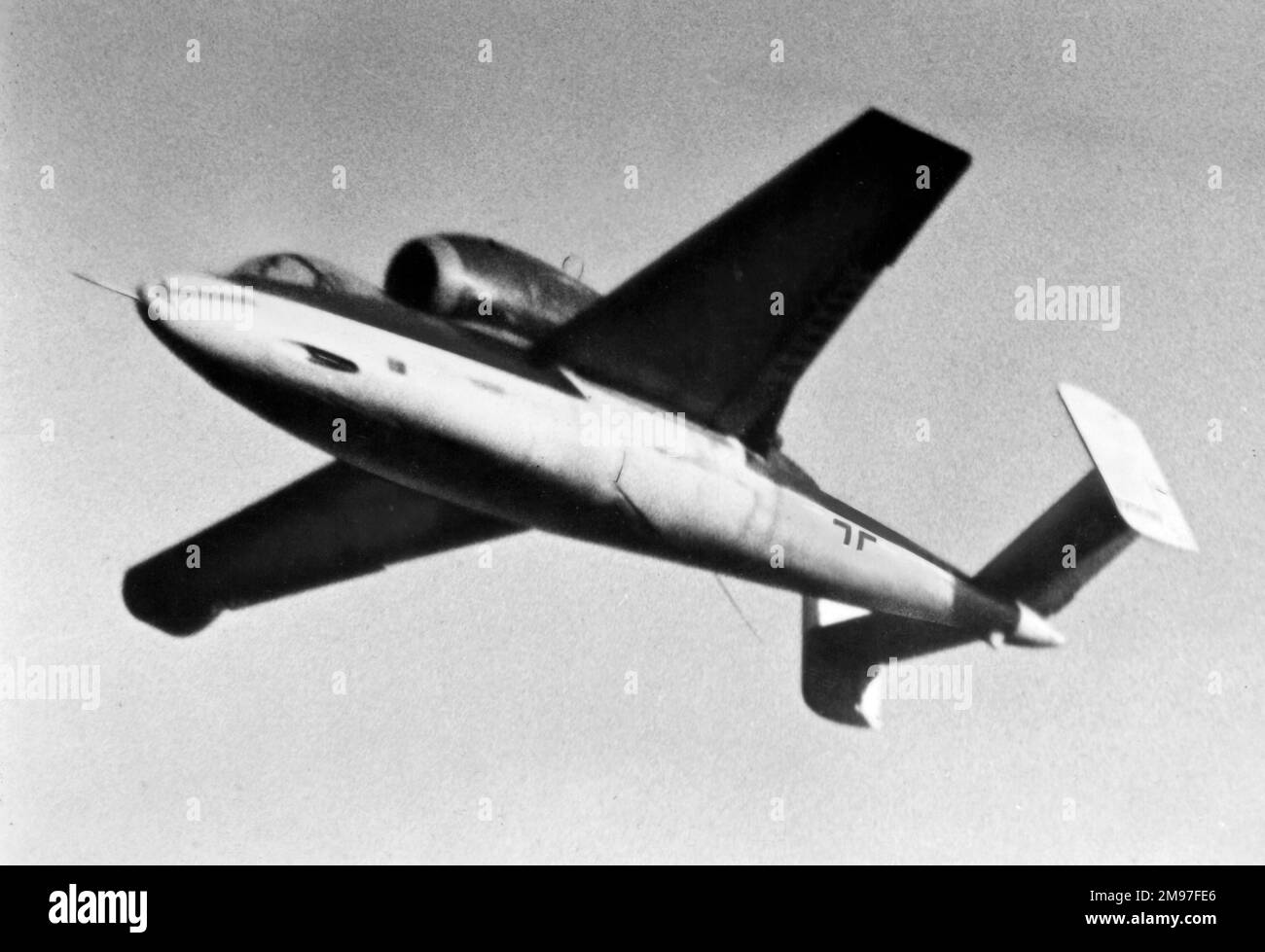 Heinkel He 162A -construits à partir de bois et d'autres matériaux non stratégiques, seulement quelques-uns de ces avions de chasse étaient en service à la fin de la guerre Banque D'Images