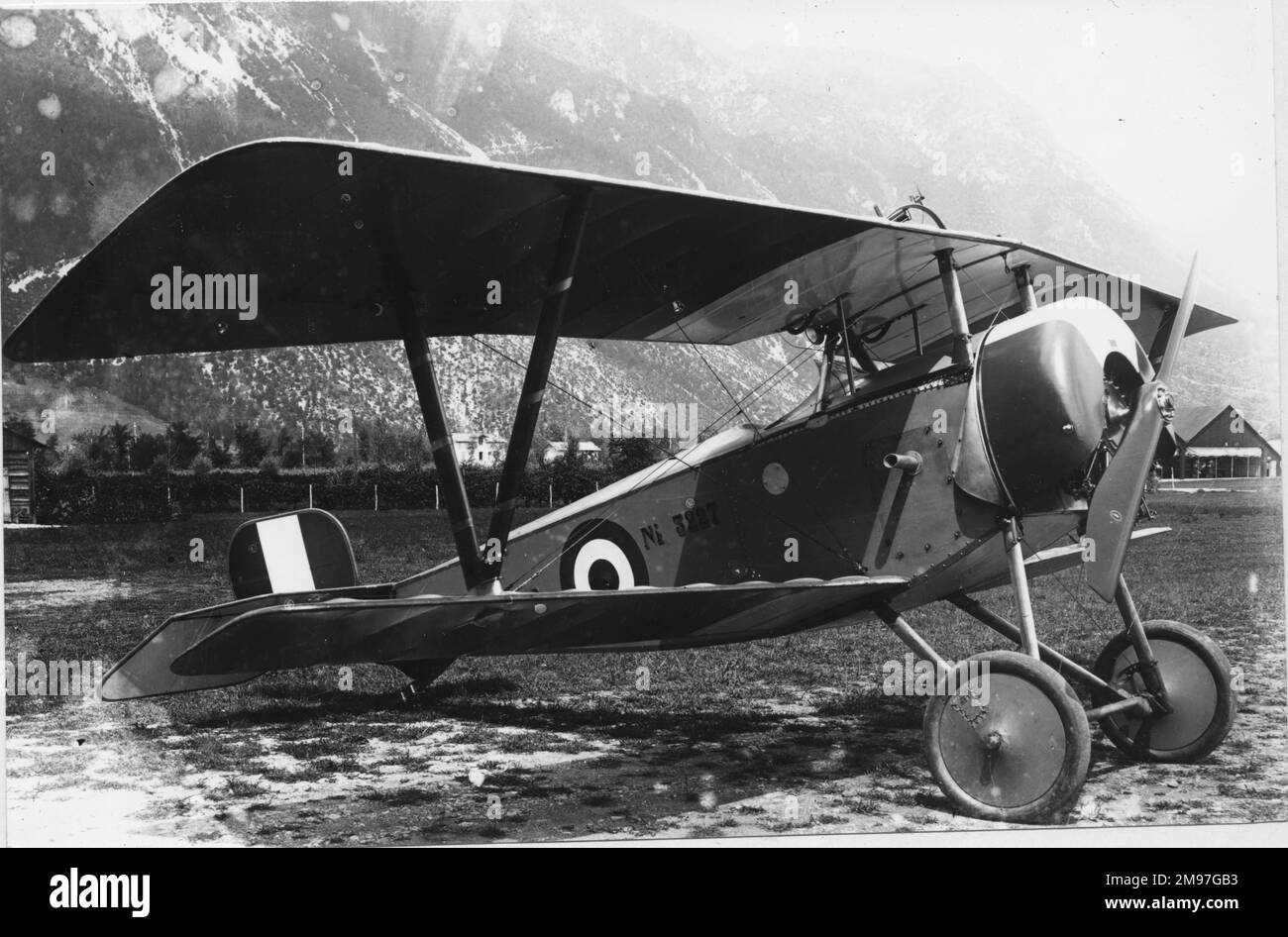 Nieuport 11 Bebe, utilisé par l'armée de l'air italienne, construit sous licence en Italie par Nieuport-Macchi. Voir ici le numéro de série Ni 3227. Banque D'Images