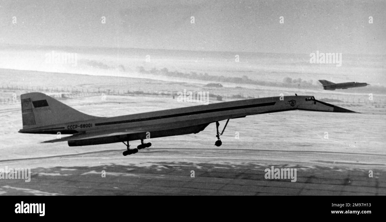 Tupolev Tu-144 (vue d'avant) débarquement du CCCP -68001. Banque D'Images