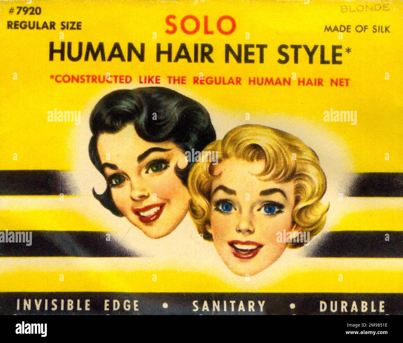 Vintage Hairnet Packaging - Solo Human Hair Net style - taille normale en blond - fait de soie - arête invisible, sanitaire et durable. Banque D'Images