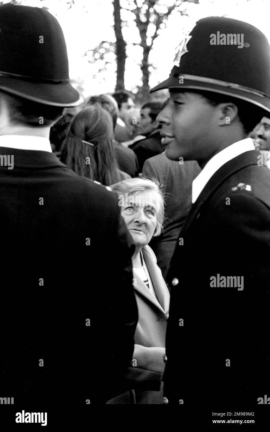 Personnes à Speakers Corner, Hyde Park, Londres, Angleterre. Banque D'Images