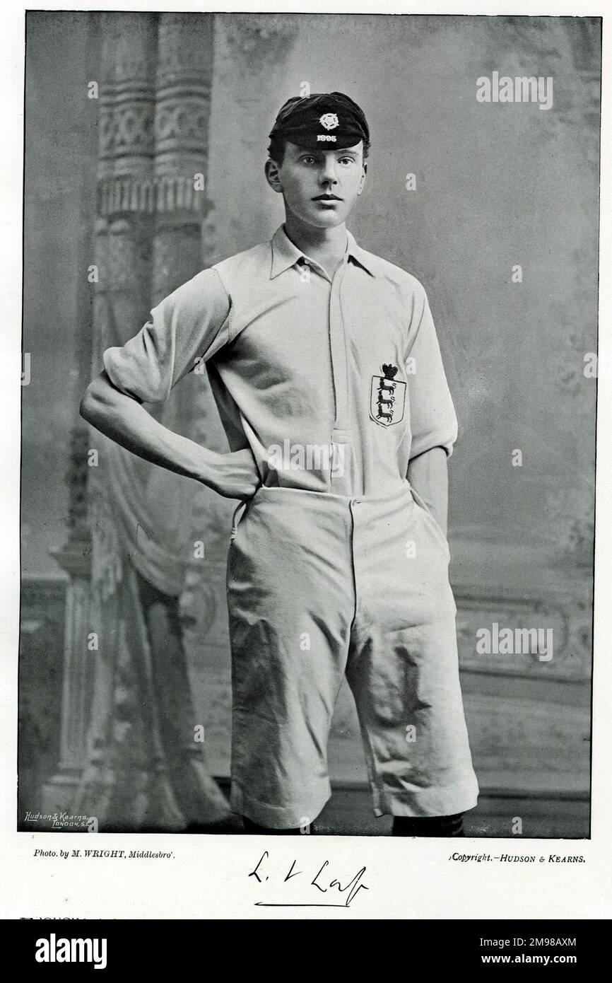 Lewis Vaughan Lodge (1872-1916), footballeur pour diverses équipes, dont l'Université de Cambridge, Corinthiens, Small Heath, Newbury Town et l'Angleterre. Il a également joué au cricket de première classe pour le Hampshire. Banque D'Images