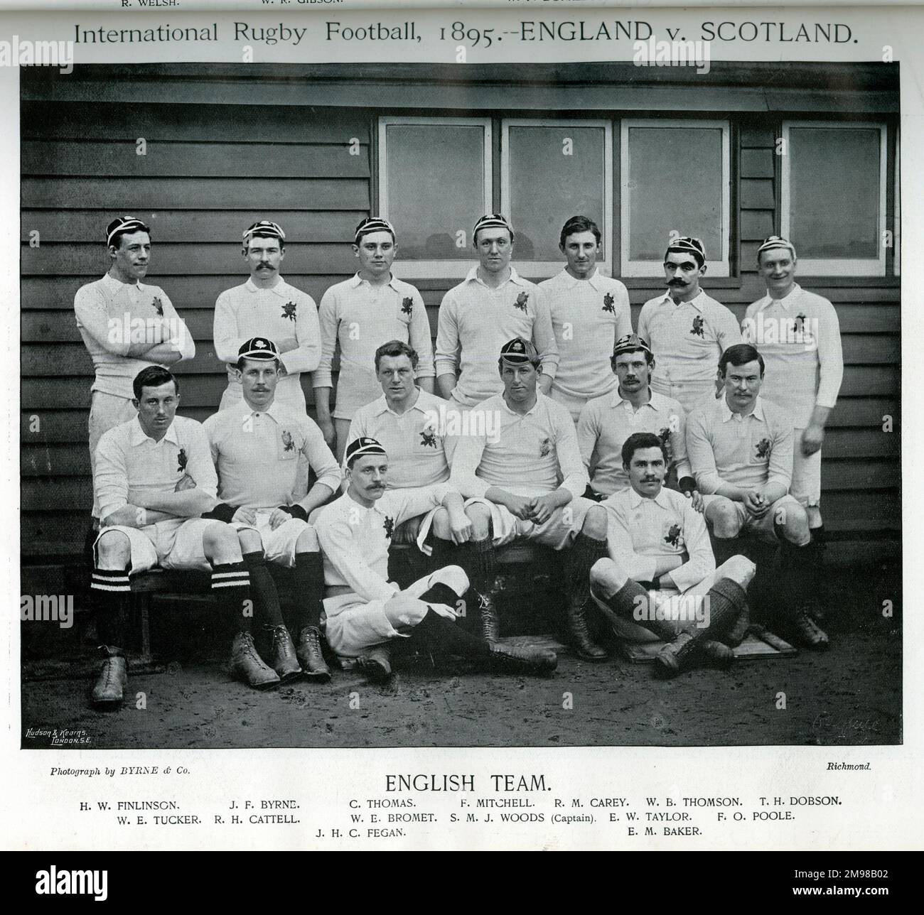 Angleterre International Rugby Team, 1895, au moment où ils ont joué contre l'Ecosse: Finlinson, Byrne, Thomas, Mitchell, Carey, Thomson, Dobson, Tucker, Cattell, Bromet, Woods (capitaine), Taylor, Poole, Fegan, Baker. Banque D'Images