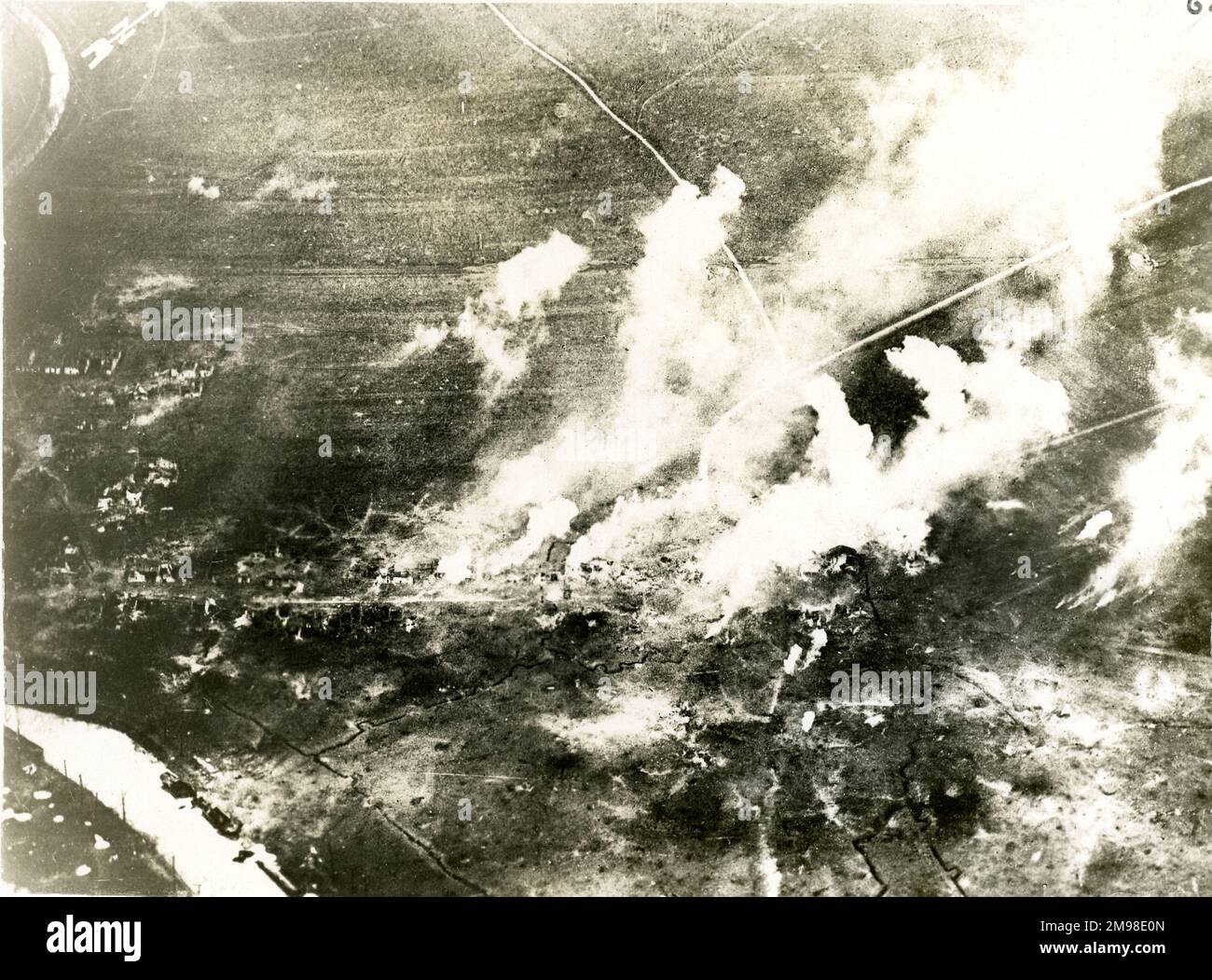 Vue aérienne du bombardement du fort Douaumont, Verdun. Banque D'Images