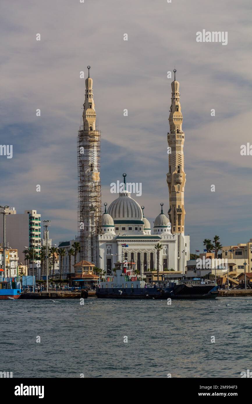 PORT FUAD, ÉGYPTE - 3 FÉVRIER 2019 : Mosquée de Port Fuad, Égypte Banque D'Images