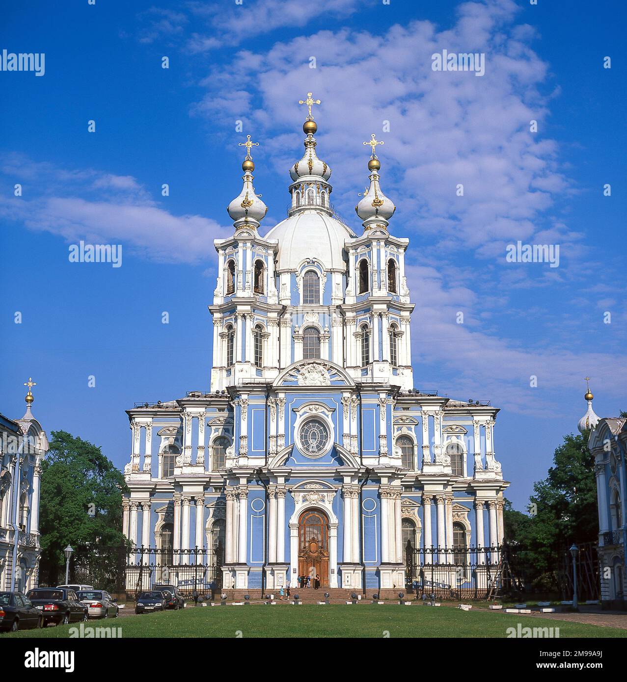Couvent de Smolny, Ploschad Rastrelli (place Rastrelli), Saint-Pétersbourg, région du Nord-Ouest, Russie Banque D'Images