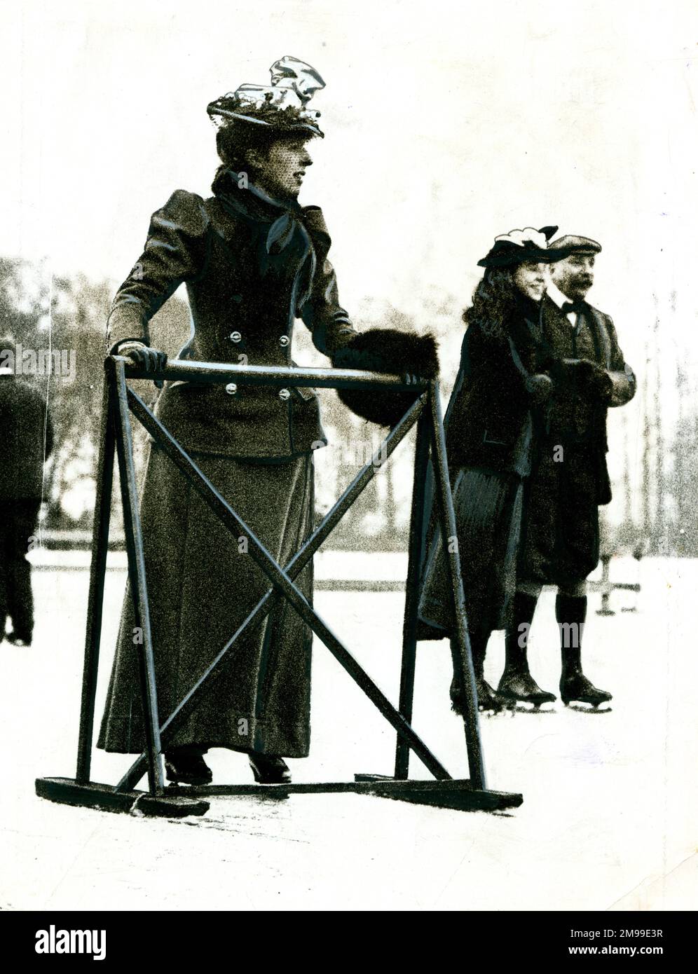 Aide au patinage pour débutants, Wimbledon, Londres. Banque D'Images