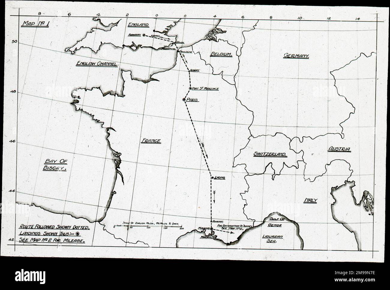 Carte de la France avec détails de l'itinéraire de vol. William Francis Forbes-Sempill, 19th Lord Sempill AFC, AFRAeS (1893-1965) était un homologue écossais et pionnier de l'air qui a plus tard été démontré avoir transmis des informations secrètes à l'armée impériale japonaise avant la Seconde Guerre mondiale. En 1921, Sempill a mené une mission militaire officielle au Japon qui a présenté le dernier avion britannique. Au cours des années suivantes, il a continué à aider la Marine impériale japonaise à développer son Service aérien de la Marine et a commencé à donner des secrets militaires aux Japonais. Bien que ses activités aient été découvertes par British Intellig Banque D'Images