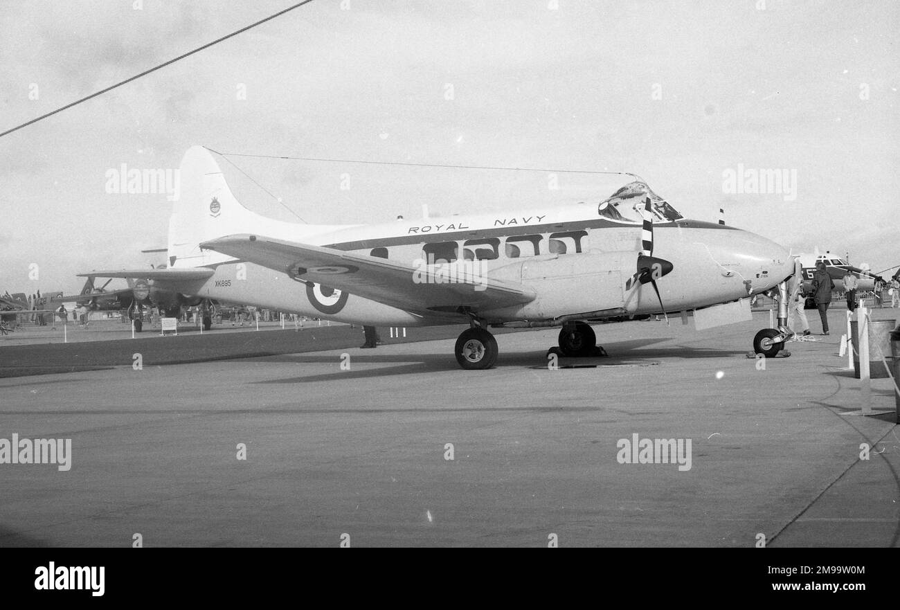 Fleet Air Arm de Havilland DH.104 Sea Devon C Mk.20 XK895 - vue à la Royal Naval Air Station Culdrose. Banque D'Images