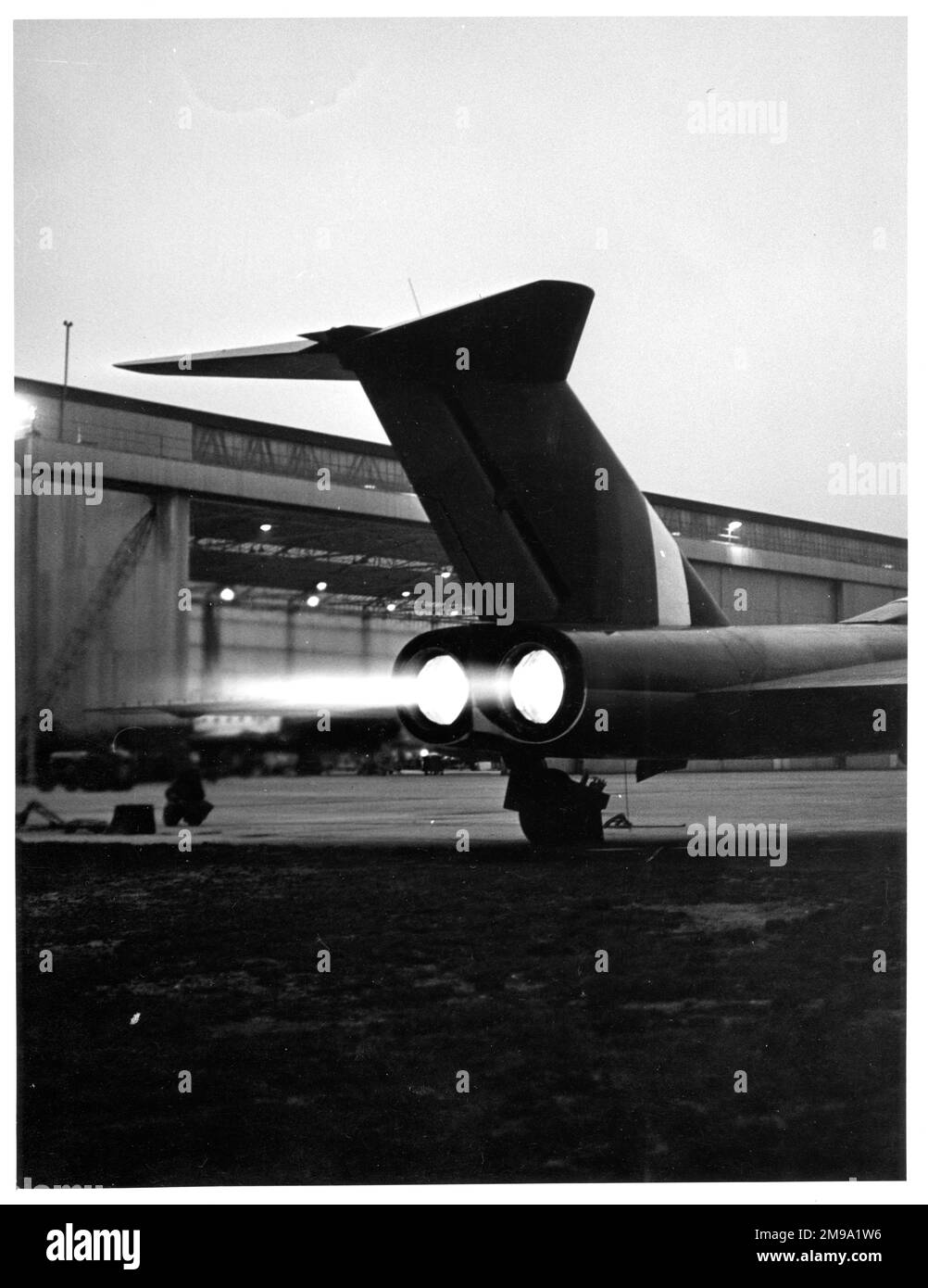 Gloster Javelin F(AW).1 XA552. Le réchauffage des moteurs de turbojet réchauffés de Havilland Gyron Junior montés sur le modèle XA552. Banque D'Images