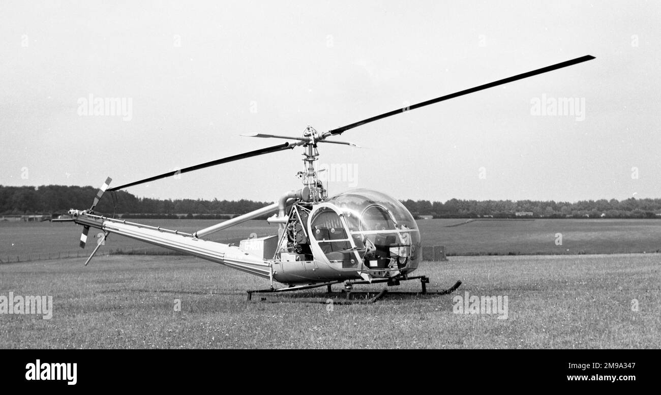 Hiller UH-12E G-ARXV (msn 2193) à AAC Middle Wallop Banque D'Images