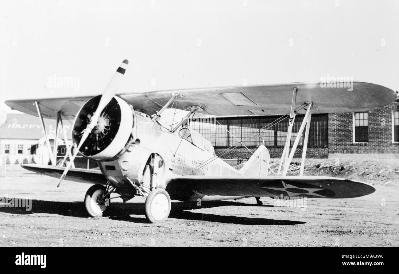 La marine des États-Unis Grumman G-5 XFF-1 A8878, prototype du chasseur de deux places Grumman FF-1, a effectué son premier vol le 29 décembre 1931, redésigné FF-1 en 1936. À VF-58 et NAS Anacostia, DC, plus tard à NAS Norfolk. S'est écrasé le 3 avril 1937 en raison de l'épuisement du carburant. Banque D'Images