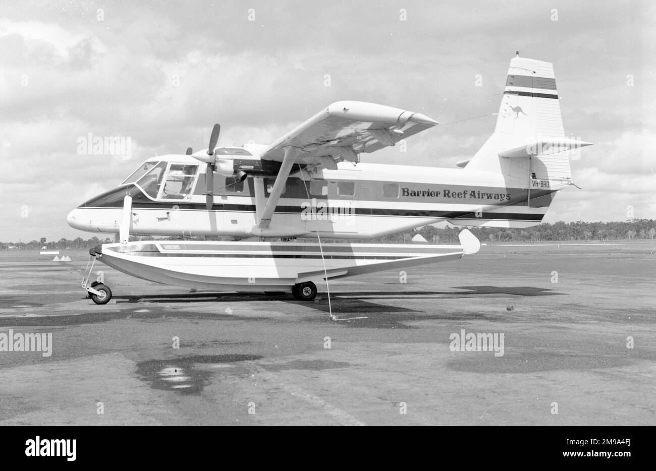 GAF Nomad 22B VH-BRQ amphibien (msn 33) de Barrier Reef Airways. Equipé de flotteurs en 1980, le numéro: 33 a été livré aux États-Unis pour la première fois comme N59365 en octobre 1977. Exploité par Barrier Reef Airways de 10 - 1983 à 11 - 1992 et connu pour la dernière fois sous le nom de N22M propriété de Calypso LLC à .Palm Beach Gardens FL Banque D'Images