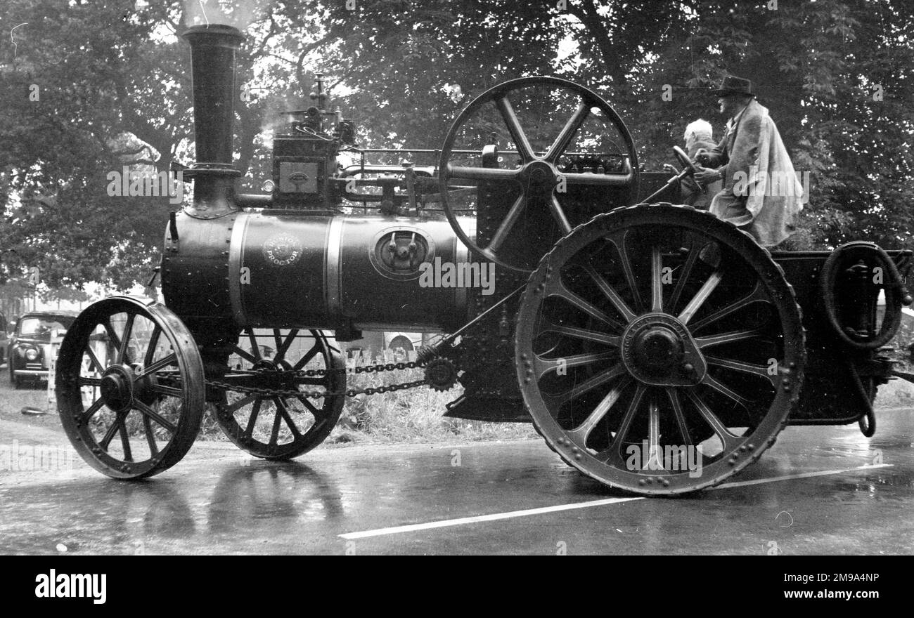 Moteur à usage général de classe Ruston & Proctor SHS, version BE 7438 , numéro: 35501, 'le muddler'. Construit en 1908, par Ruston, Proctor and Company of Lincoln, avec un moteur à un cylindre 8 NHP. Banque D'Images